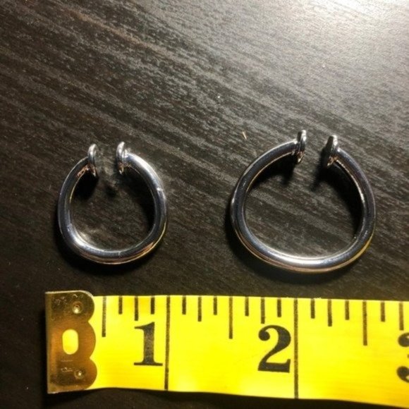 NWOT Anthro BaubleBar Cuff Earrings in Silver - Picture 6 of 6